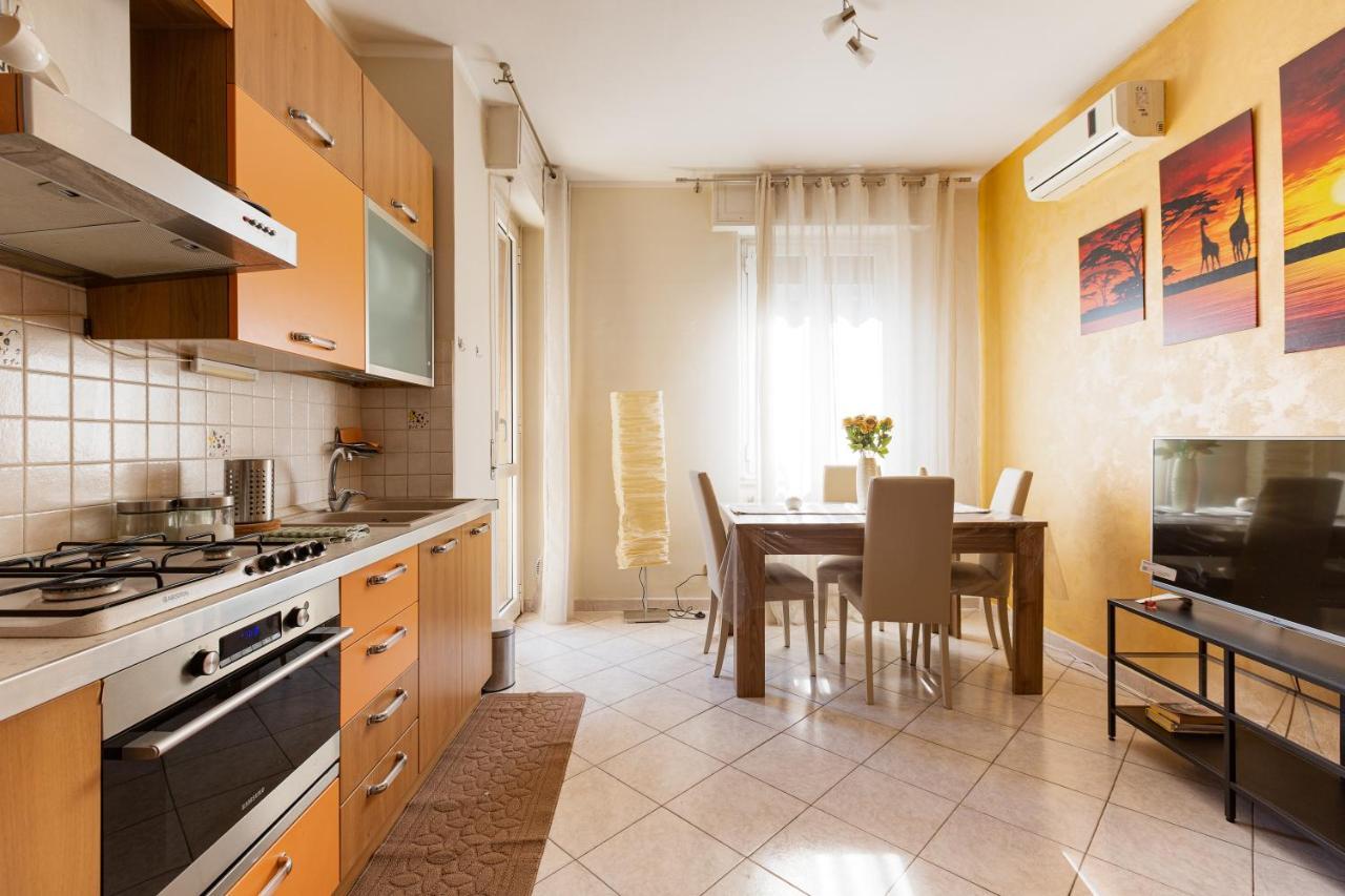 Апартаменты Udine M2 Balcony Apt Милан Экстерьер фото