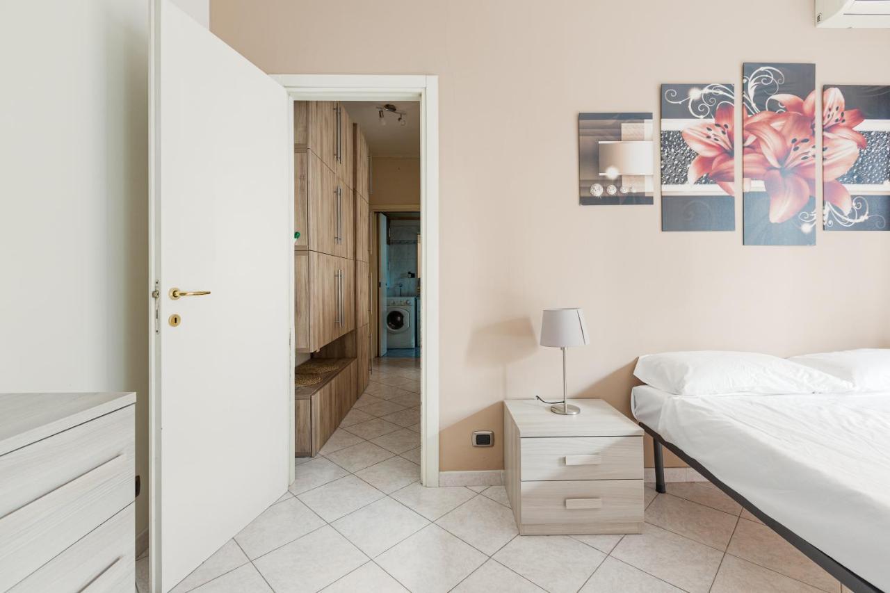 Апартаменты Udine M2 Balcony Apt Милан Экстерьер фото